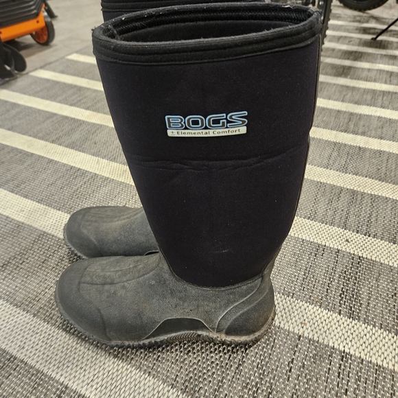BOGS Black Elemental Comfort Boots - Picture 1 of 5